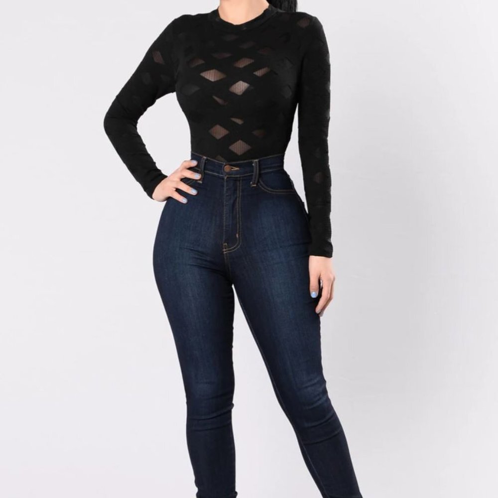Fashion Nova Edges That Scratch Bodysuit - Black Size XS - Picture 8 of 10
